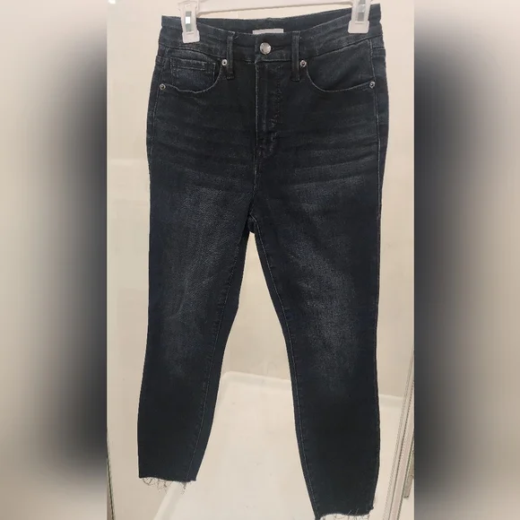 Good American "Good Waist" 27 dark distressed straight leg hem cut Jean - Picture 4 of 5